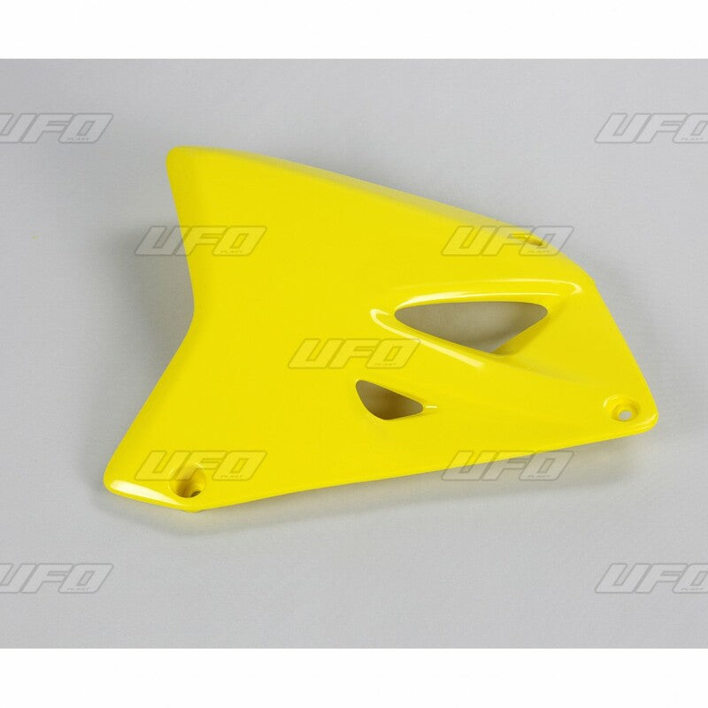 Plásticos laterales de radiador UFO Suzuki amarillo SU03969-102 UFO SU03969#102