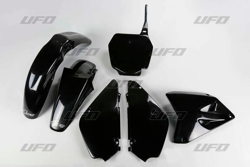 Kit de Plástica UFO Negro Suzuki RM85 UFO SUKIT405@001
