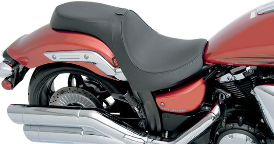 Z1R 2-UP PREDATOR SEAT WITH BACKREST SEAT 2UPPRED DBR SM STRYK