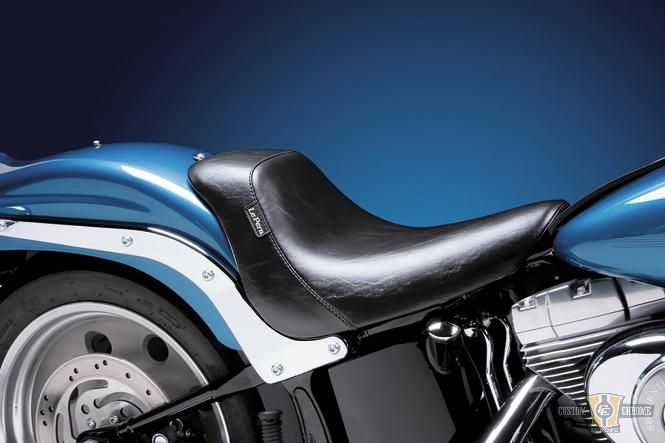 Bare Bones Smooth Solo Seat Black Vinyl For Harley-Davidson