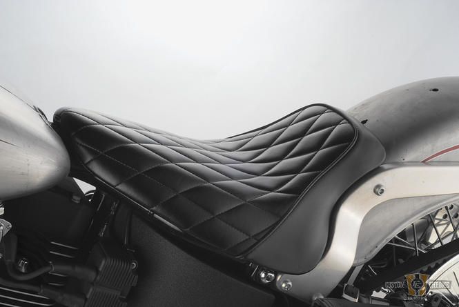 Bare Bones Diamond Stitch Black Vinyl For Harley-Davidson