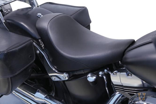 MINIMALIST Solo Vinyl Seat Black Vinyl For Harley-Davidson