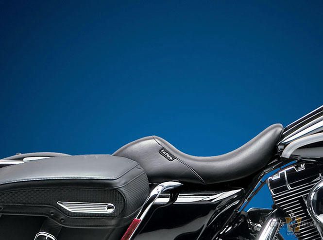 Bare Bones Up Front Smooth Seat Black Vinyl For Harley-Davidson