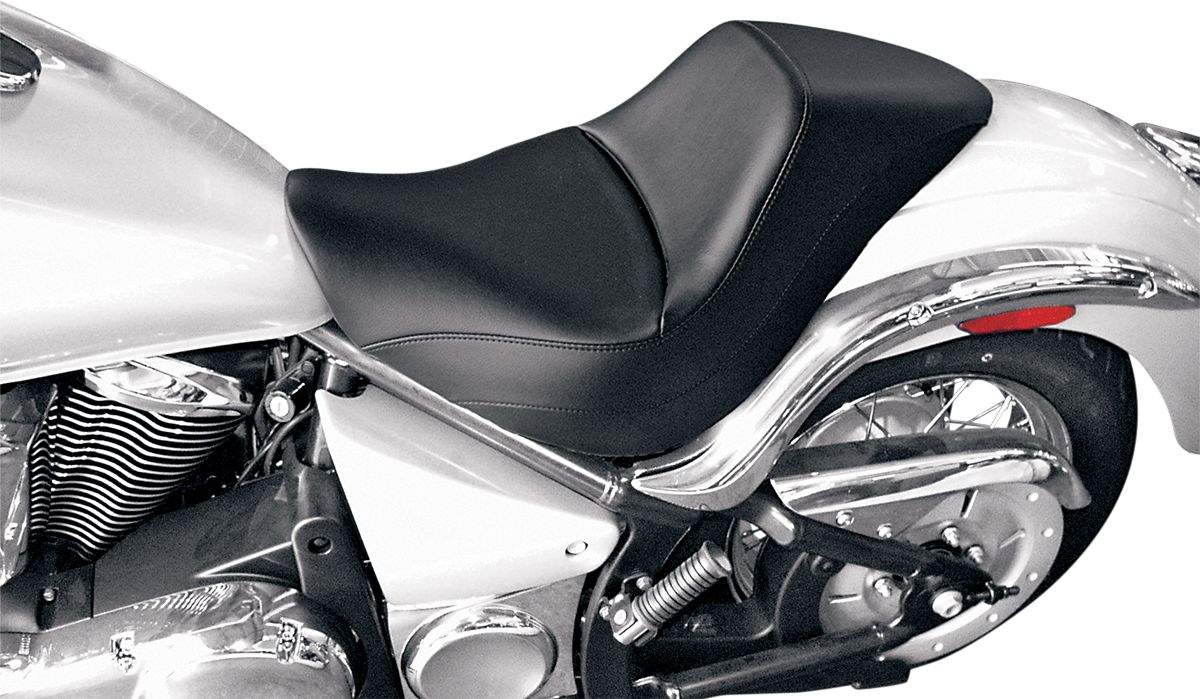 SADDLEMEN RENEGADE™ DELUXE SOLO SEATS SEAT,SOLO VN900
