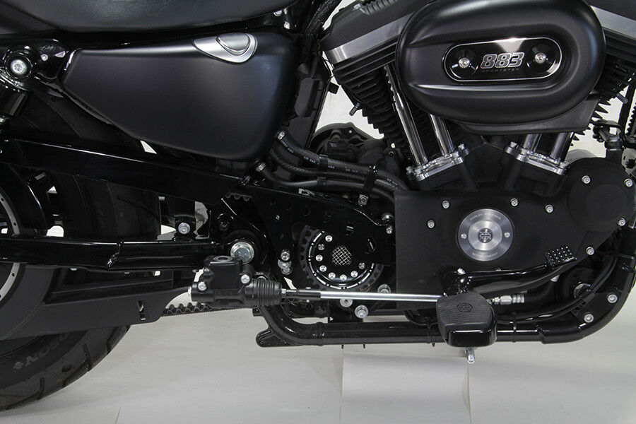 Oulaw Schwarzes vorderes Riemenscheibenabdeckungs-Kit für Harley-Davidson Sportster
