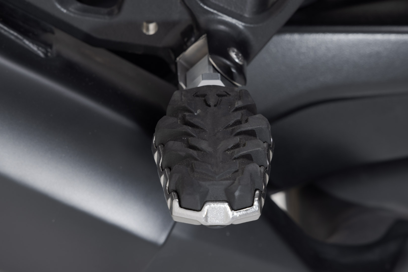 Evo-Beifahrer-Fußrasten-Kit für Harley Davidson Pan America