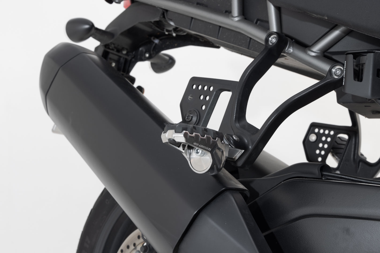 Evo Passenger Footrest Kit per Harley Davidson Pan America