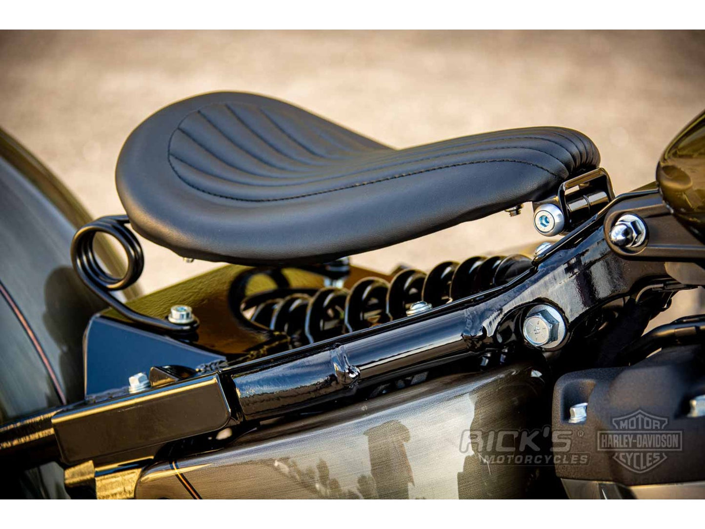 Kit Soporte Asiento Muelles Para Harley-Davidson Softail M8 Solo Seat Conversion