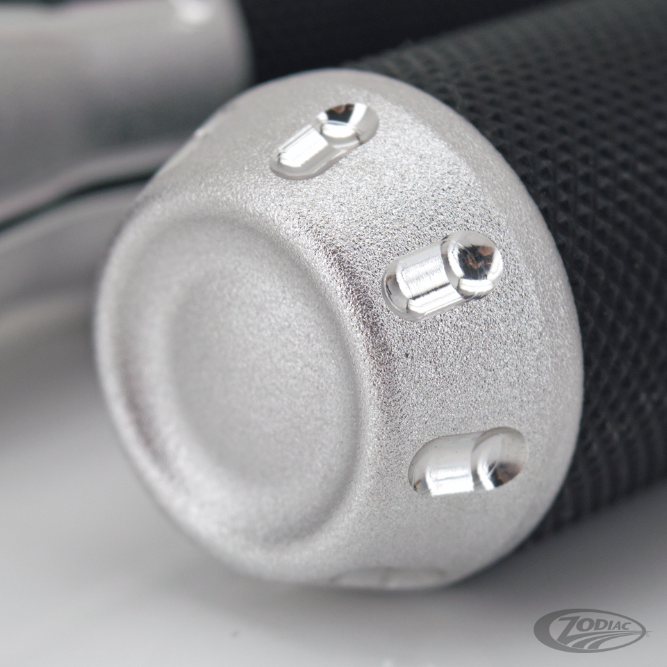 GZP Chrome SP Cobra grip set TBW For Harley-Davidson